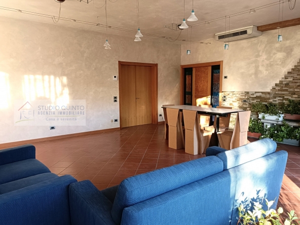 008__quinto-villa-giardino-duelivelli-trecamere-taverna-terrazza-garage__9_wmk_0
