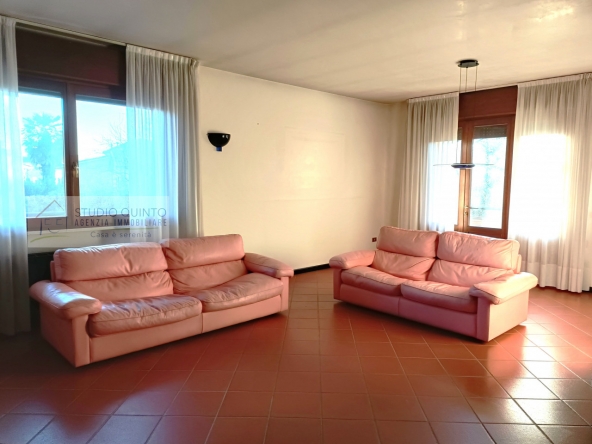 010__quinto-villa-giardino-duelivelli-trecamere-taverna-terrazza-garage__11_wmk_0