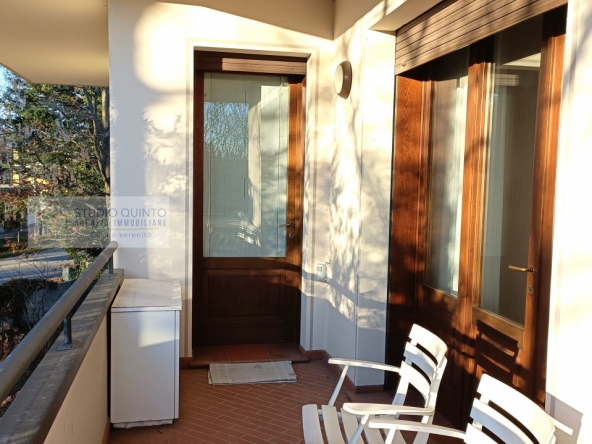 015__quinto-villa-giardino-duelivelli-trecamere-taverna-terrazza-garage__16_wmk_0