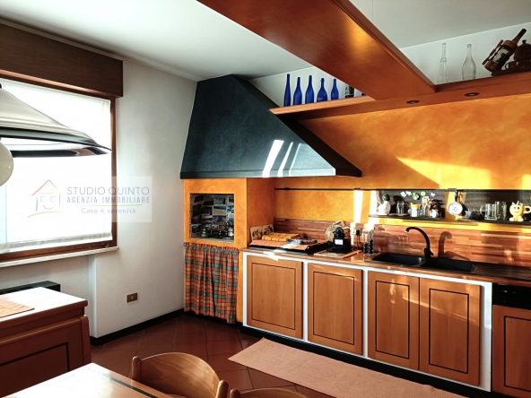 017__quinto-villa-giardino-duelivelli-trecamere-taverna-terrazza-garage__18_wmk_0