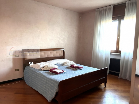 020__quinto-villa-giardino-duelivelli-trecamere-taverna-terrazza-garage__21_wmk_0
