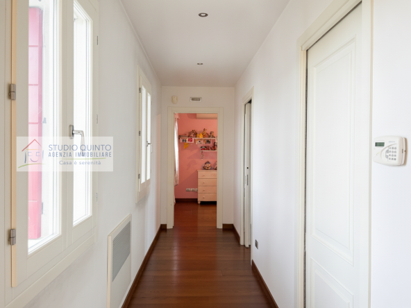 021__villasingola-giardino-piscina-laghetto-garage__22_wmk_0