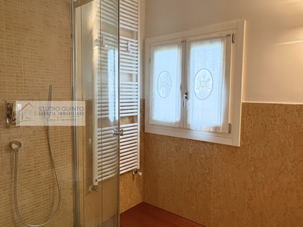 032__villasingola-giardino-piscina-laghetto-garage__33_wmk_0