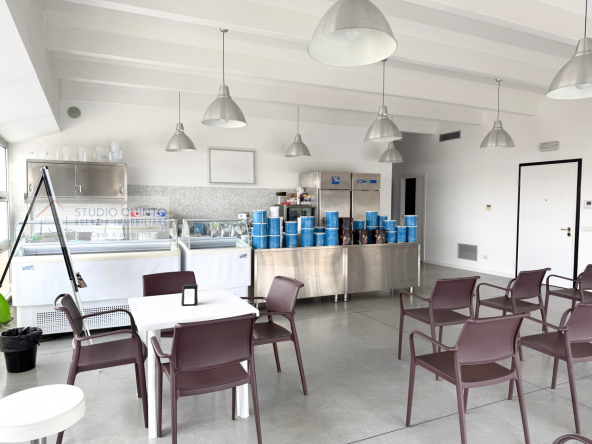 001__localedirezionale-primopiano-parcheggio-quintoditreviso__2_wmk_0