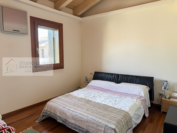 026__villabifamiliare-moderna-quattrocamere-scopertoprivato__27_wmk_0