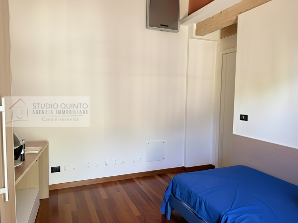 041__villabifamiliare-moderna-quattrocamere-scopertoprivato__42_wmk_0