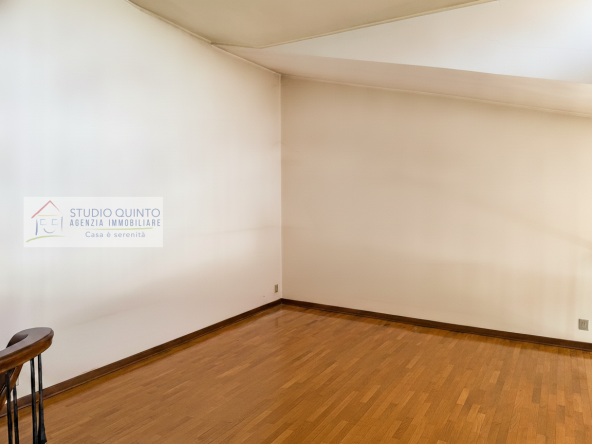 017__villasingola-duelivelli-giardino-garage-treviso__18_wmk_0