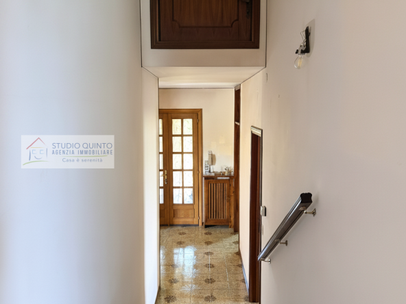 026__villasingola-duelivelli-giardino-garage-treviso__27_wmk_0