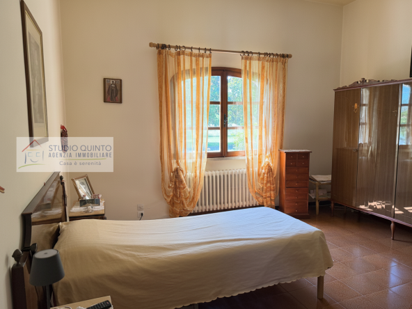 049__villasingola-duelivelli-giardino-garage-treviso__50_wmk_0