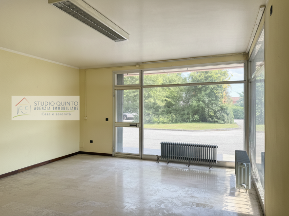 011__localedirezioanale-frontestrada-parcheggio-quintoditreviso__12_wmk_0