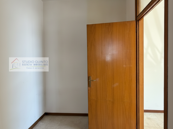 015__localedirezioanale-frontestrada-parcheggio-quintoditreviso__16_wmk_0