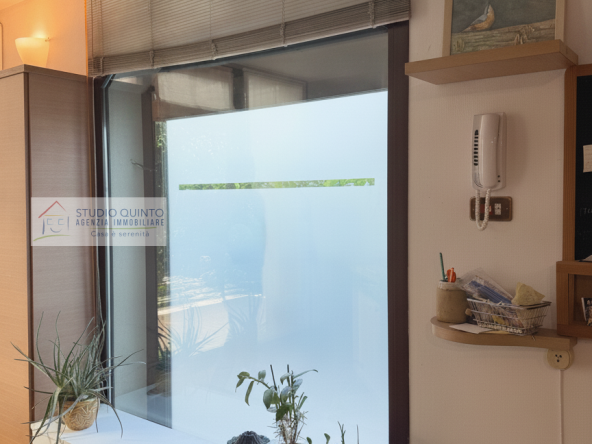 017__bifamiliare-giardino-bosco-laghetto-comfort__18_wmk_0