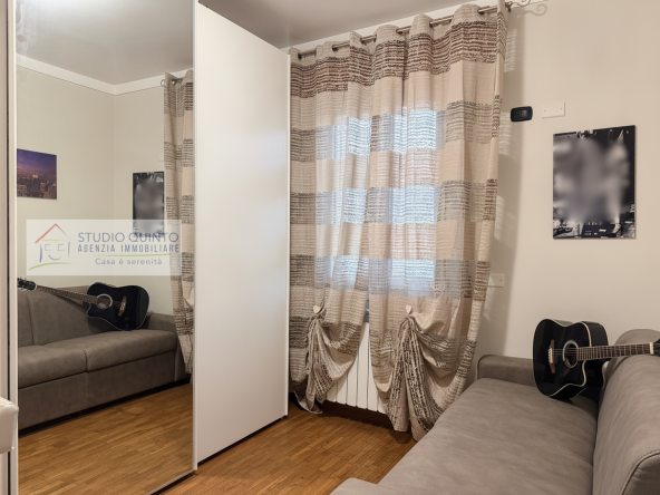 022__villabifamiliare-ristrutturata-giardino-quintoditreviso__23_wmk_0