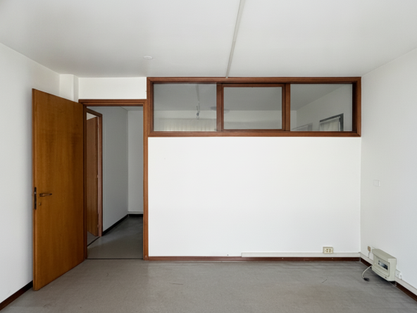 ufficio-negozio-parcheggio-direzionale-commerciale (17)