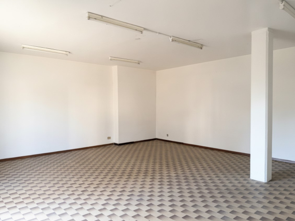 ufficio-negozio-parcheggio-direzionale-commerciale (8)