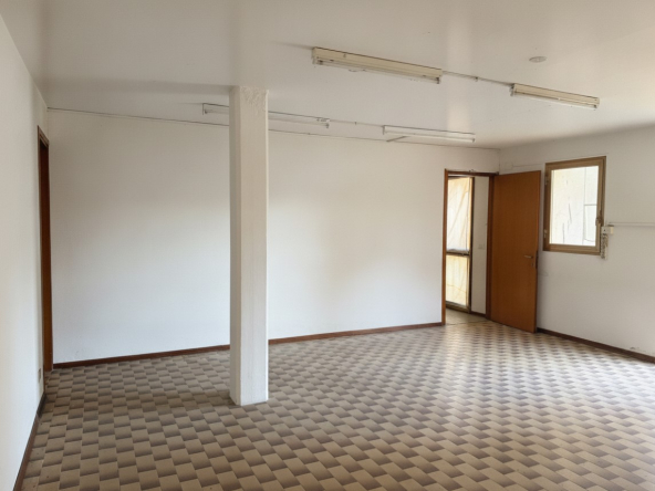 ufficio-negozio-parcheggio-direzionale-commerciale (9)