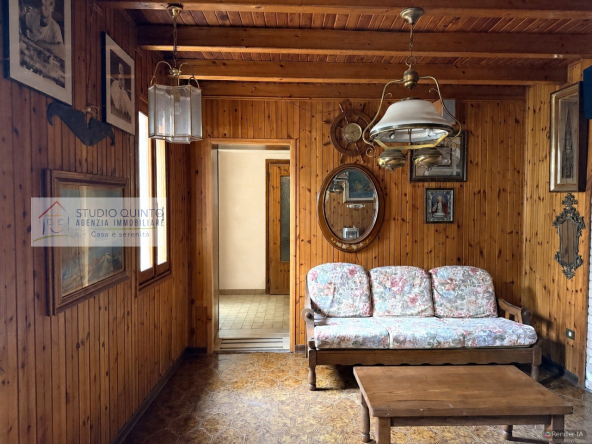 008__casasingola-magazzini-laghetto-terrenoagricolo-zerobranco__9_wmk_0